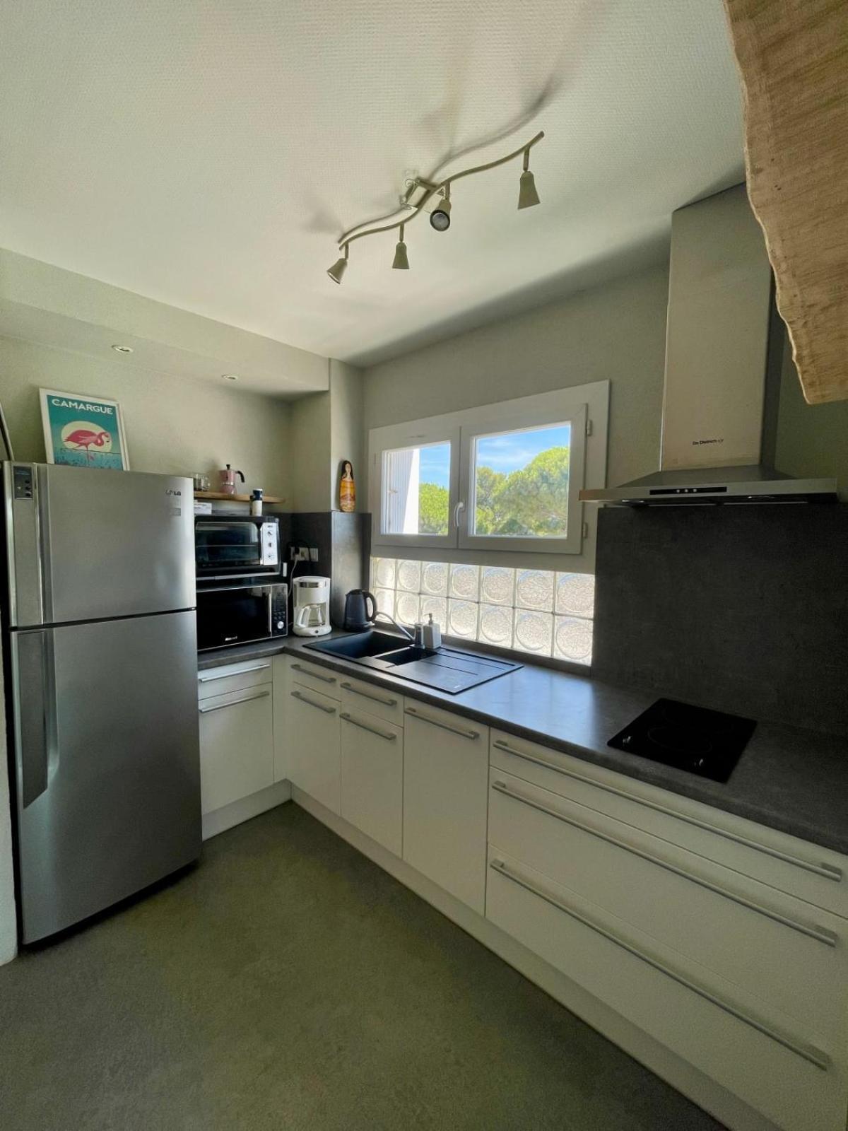 Le Neptune Appartement T2 Tout Confort Au Calme Et A Deux Pas De La Plage Le Grau-du-Roi Εξωτερικό φωτογραφία